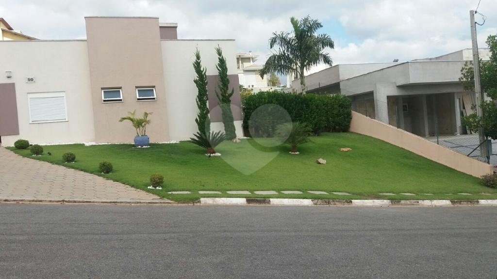 Casa de Condomínio à venda com 4 quartos, 234m² - Foto 21