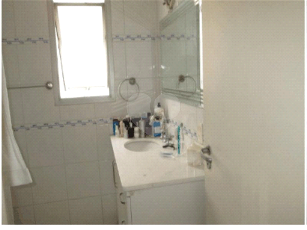 APARTAMENTO em JARDIM PAULISTA