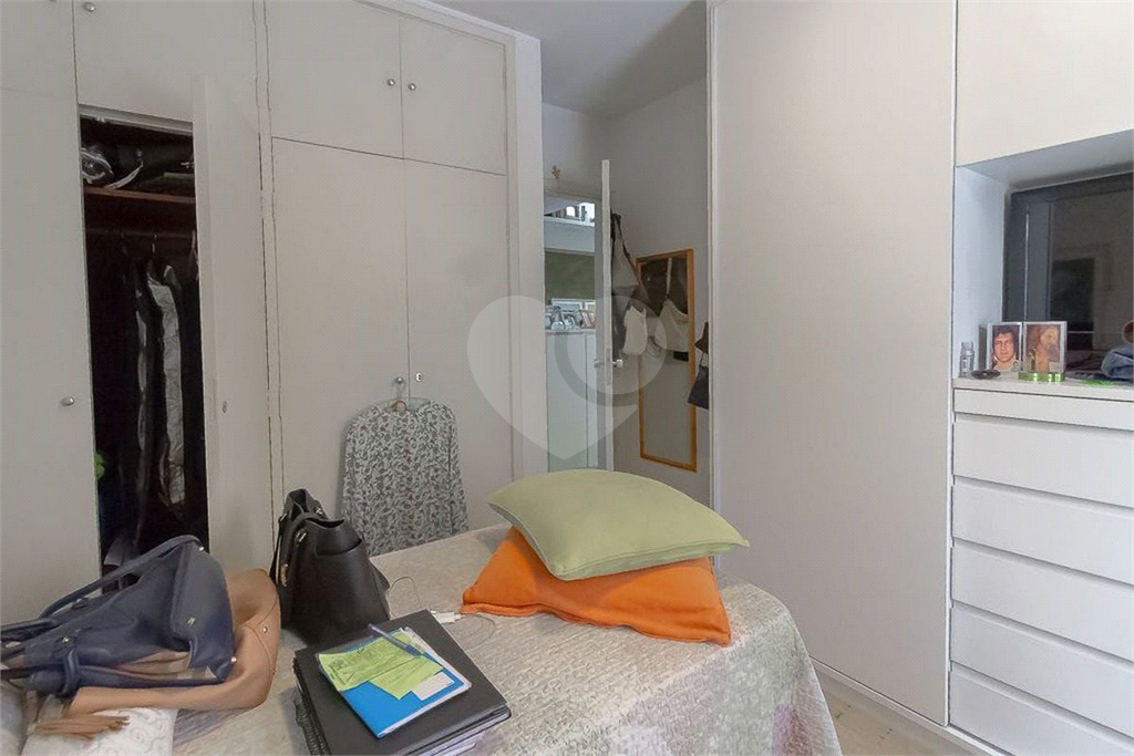 APARTAMENTO em JARDIM PAULISTA