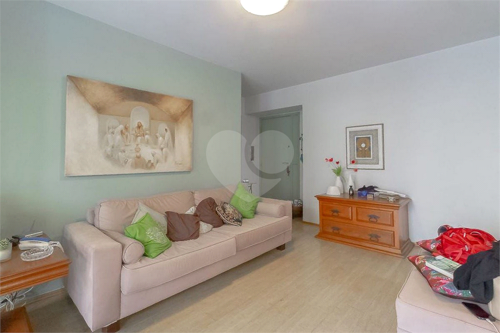 APARTAMENTO em JARDIM PAULISTA