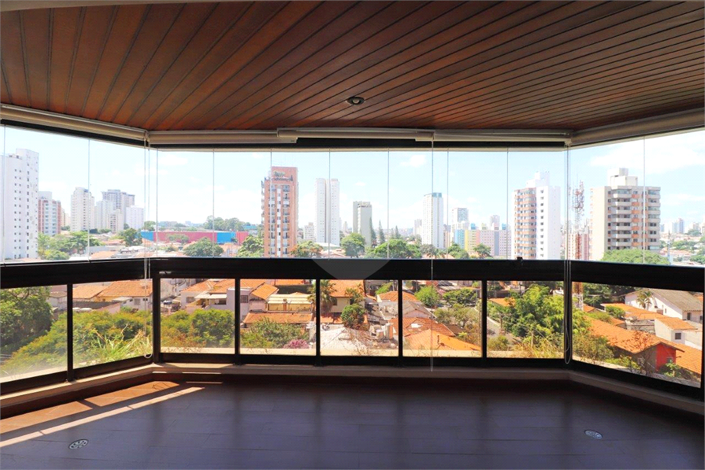 Apartamento com 02 Dorm. 02 Suítes 03 Vagas no Campo Belo para Venda.