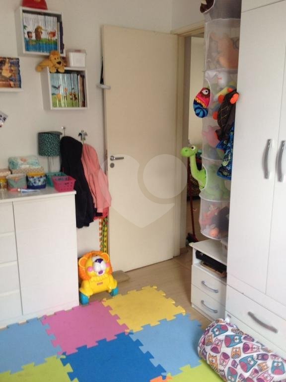 APARTAMENTO em BOM RETIRO