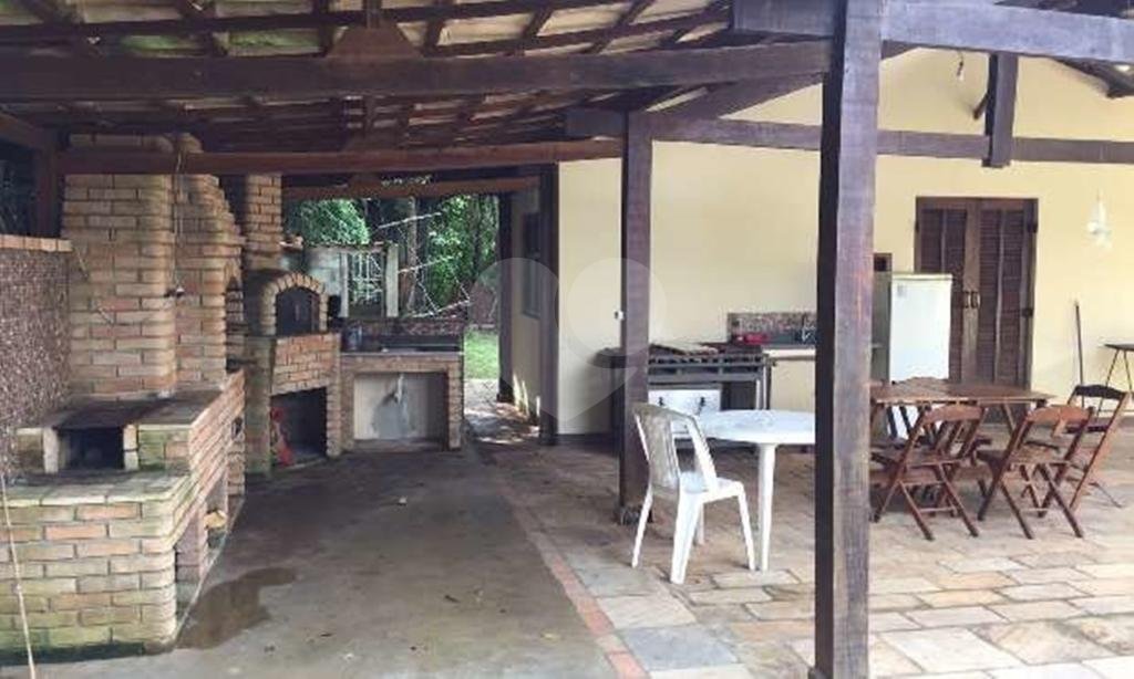  Casa em Condomínio Fechado na Serra da Cantareira! Espetacular Conta com 3.100 metros de Terreno!!