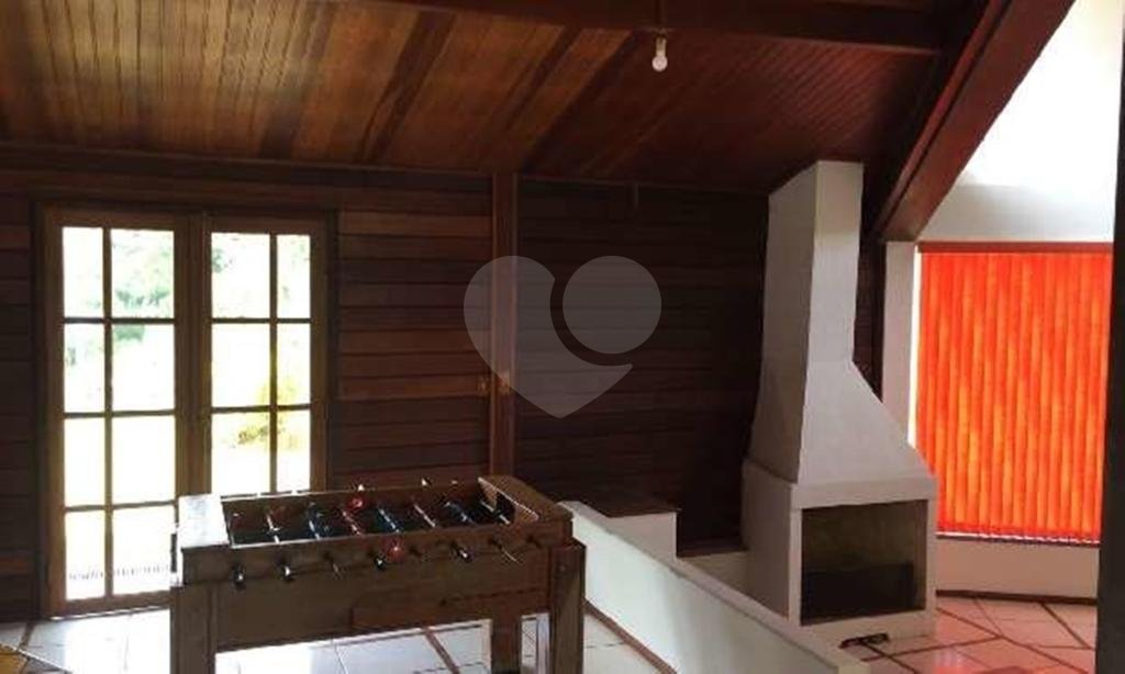  Casa em Condomínio Fechado na Serra da Cantareira! Espetacular Conta com 3.100 metros de Terreno!!