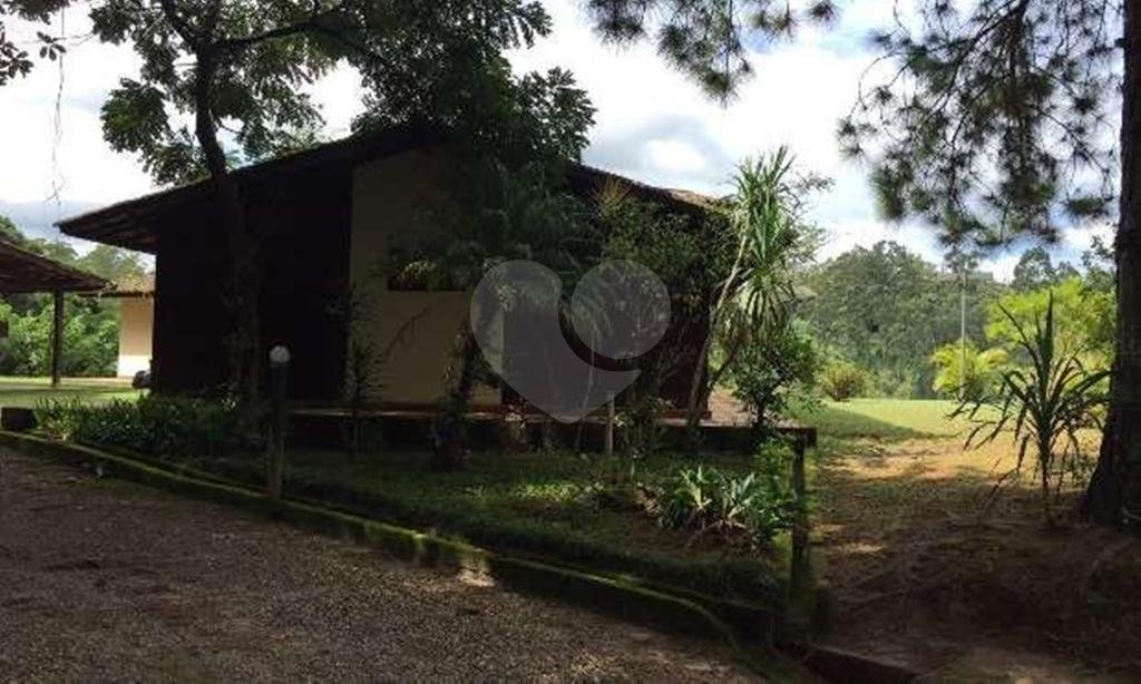  Casa em Condomínio Fechado na Serra da Cantareira! Espetacular Conta com 3.100 metros de Terreno!!