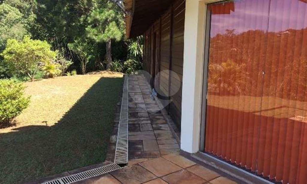  Casa em Condomínio Fechado na Serra da Cantareira! Espetacular Conta com 3.100 metros de Terreno!!