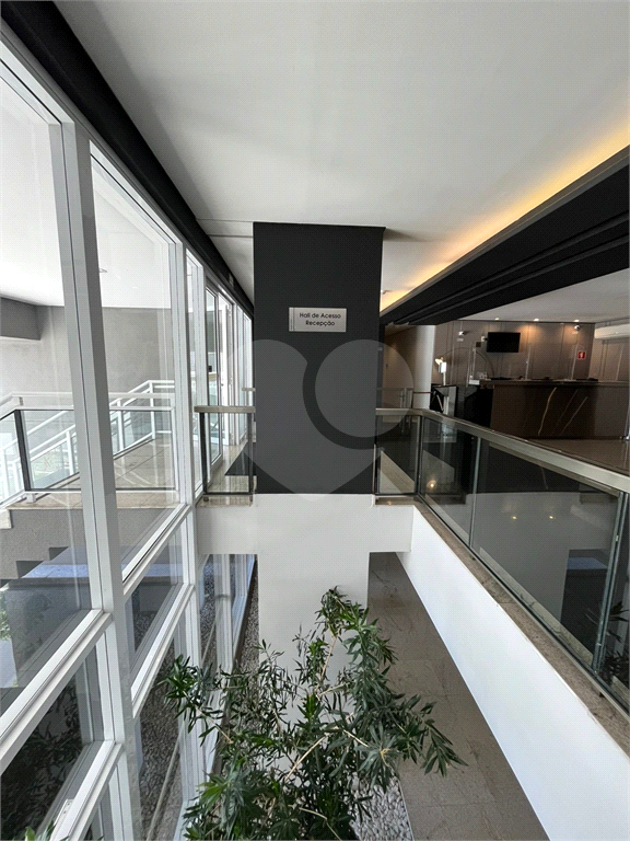 Conjunto comercial venda ou locação em Pinheiros - Mobiliado - Designer Francisco Cálio 