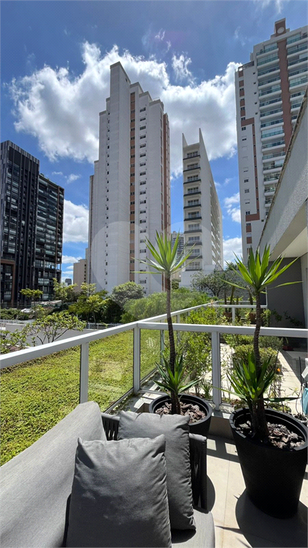 Conjunto comercial venda ou locação em Pinheiros - Mobiliado - Designer Francisco Cálio 