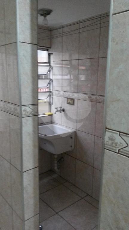 Apartamento amplo e aconchegante, no andar térreo, com 03 dormitórios, a 3 km do metrô Tucuruvi.