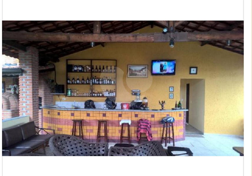  Casa Térrea na Serra da Cantareira em Condomínio Fechado porteira fechada vende com tudo dentro!!