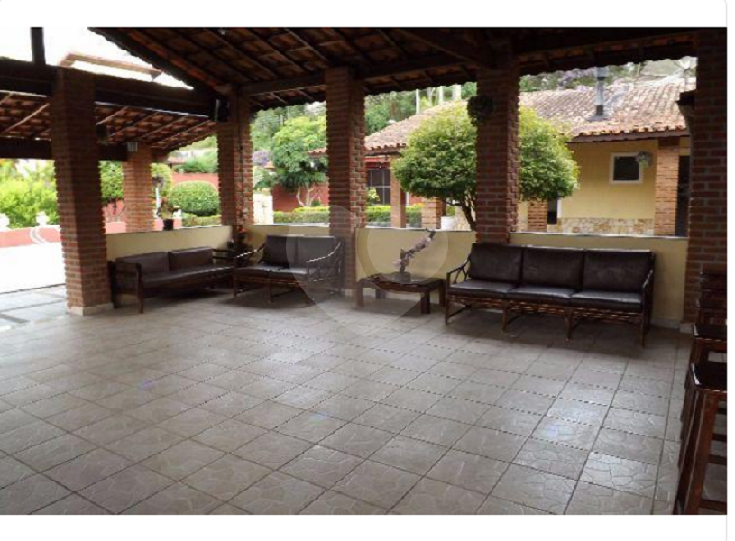  Casa Térrea na Serra da Cantareira em Condomínio Fechado porteira fechada vende com tudo dentro!!