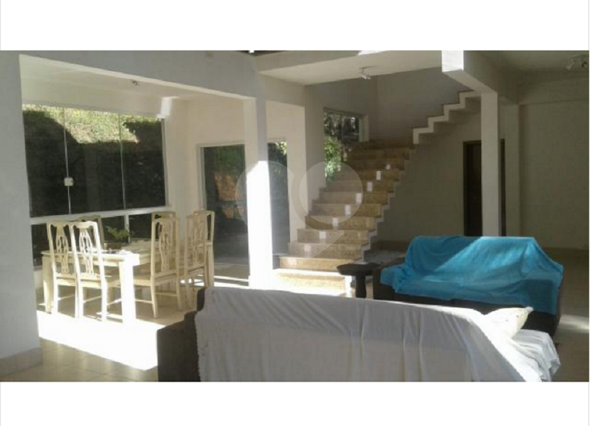  Serra da Cantareira Casa em  Condomínio Fechado de Alto Padrão Oportunidade Abaixo do Valor!!