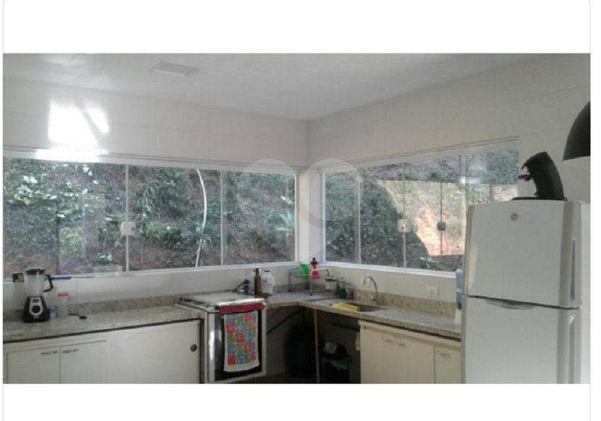  Serra da Cantareira Casa em  Condomínio Fechado de Alto Padrão Oportunidade Abaixo do Valor!!