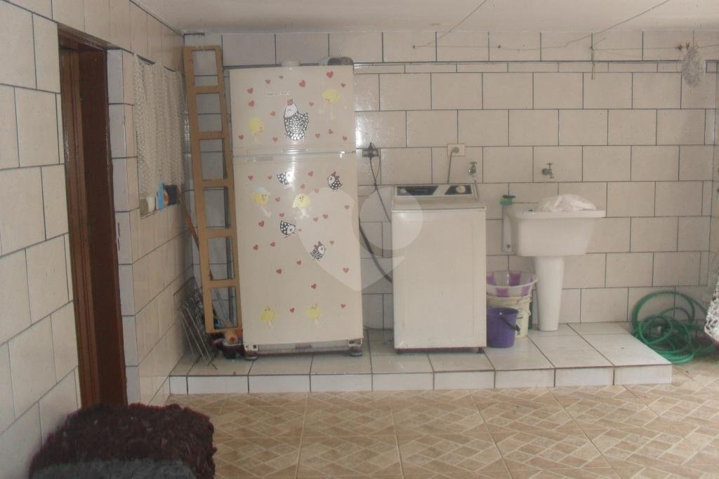 Excelente sobrado de 3 dormt sendo 2 suiítes próximo ao Carrefour Rio das Pedras