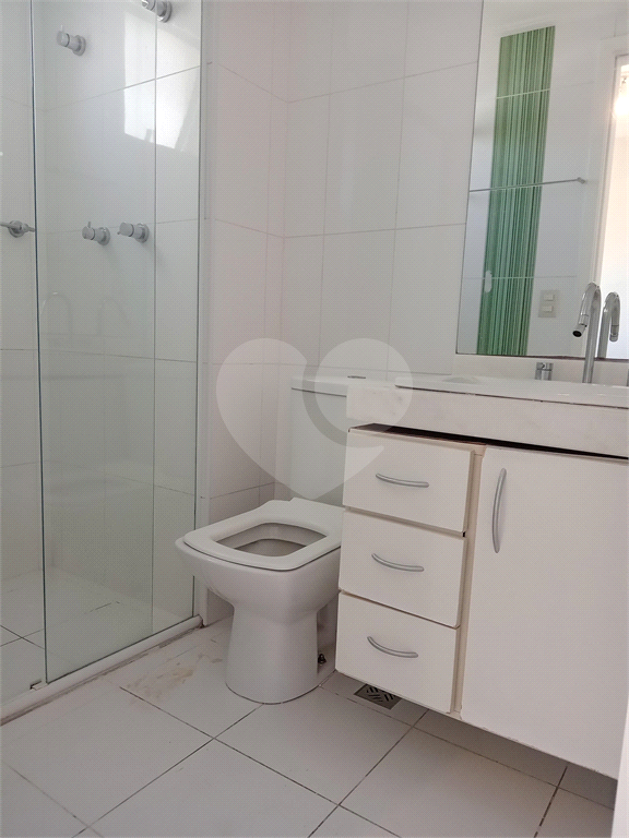 Apartamento à venda em Santa Terezinha em andar alto com varanda gourmet.