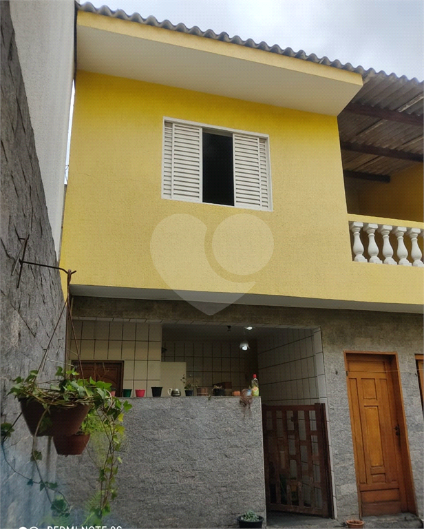 Excelente sobrado muito bem construído!