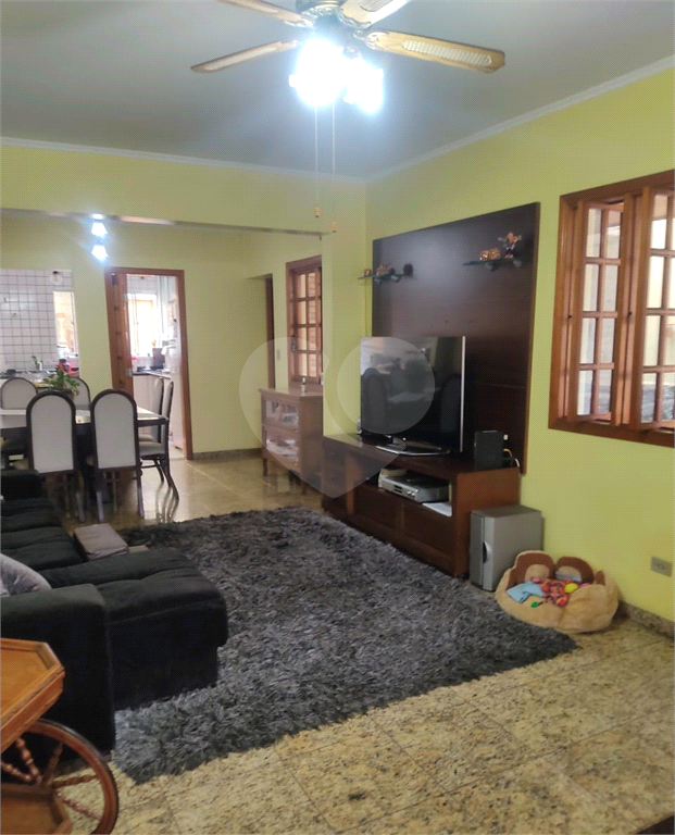 Excelente sobrado muito bem construído!