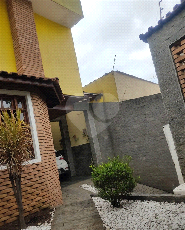 Excelente sobrado muito bem construído!