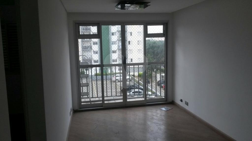 Excelente Apartamento de 2 dormitórios sendo uma suite localizado no Carrão.