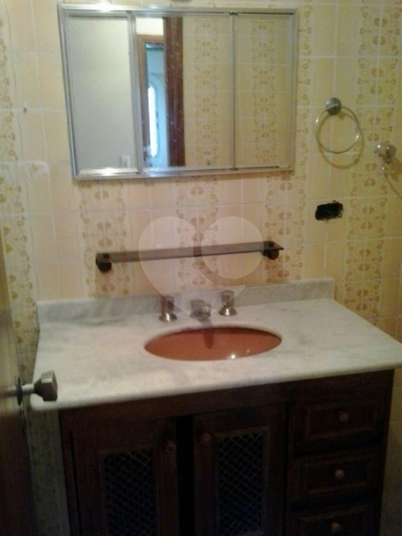 APARTAMENTO em JARDIM FLORESTA