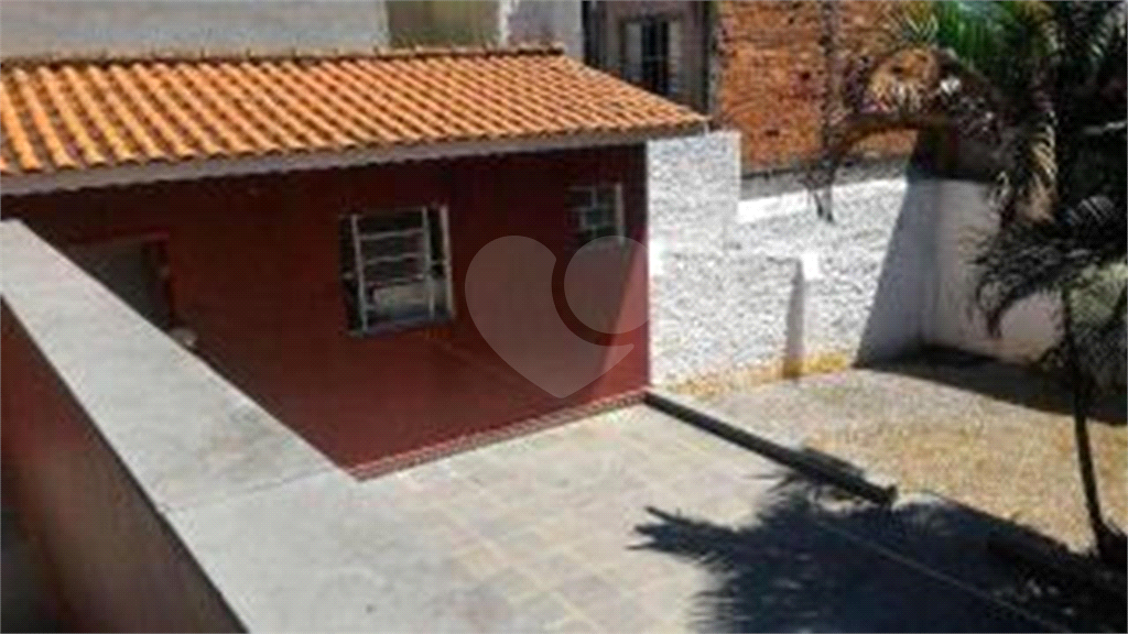 Sobrado à venda com 2 quartos, 80m² - Foto 35