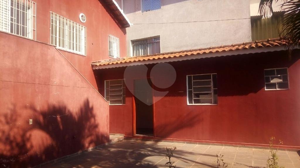 Sobrado à venda com 2 quartos, 80m² - Foto 1