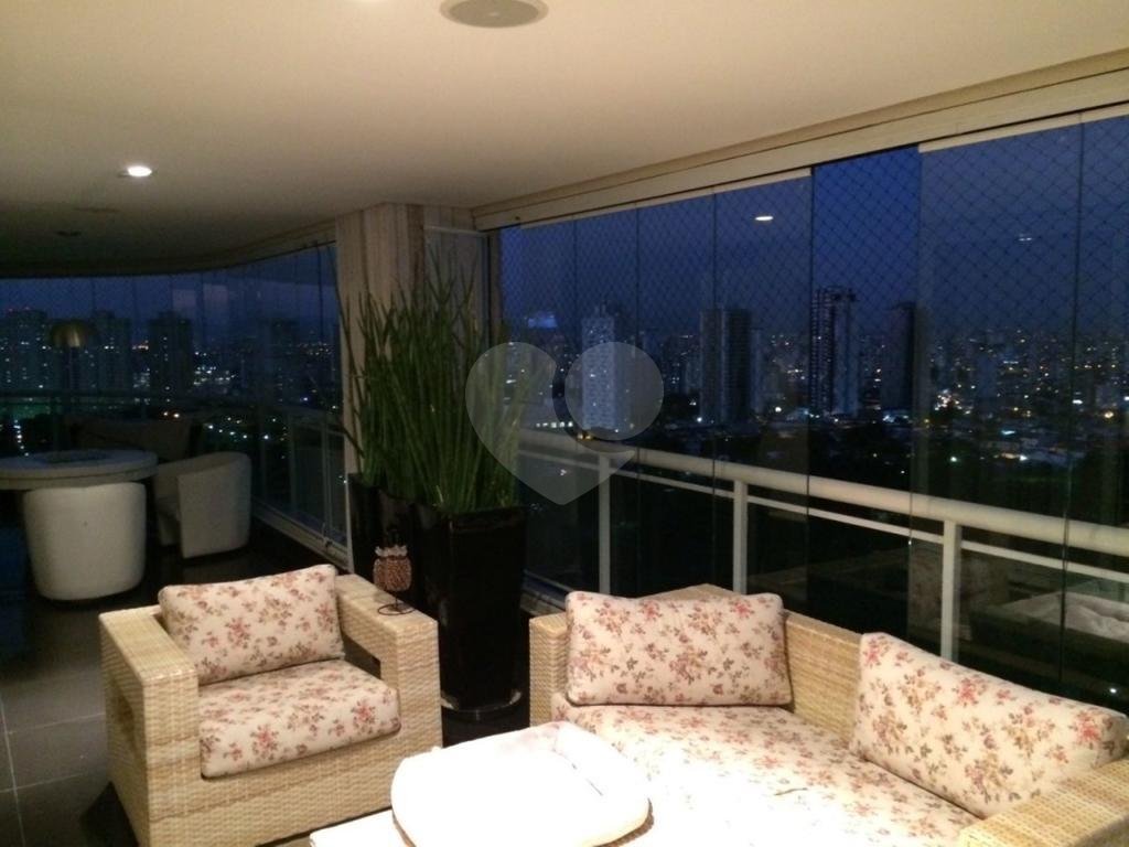 APARTAMENTO em ANÁLIA FRANCO
