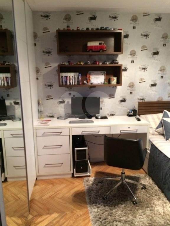 APARTAMENTO em ANÁLIA FRANCO