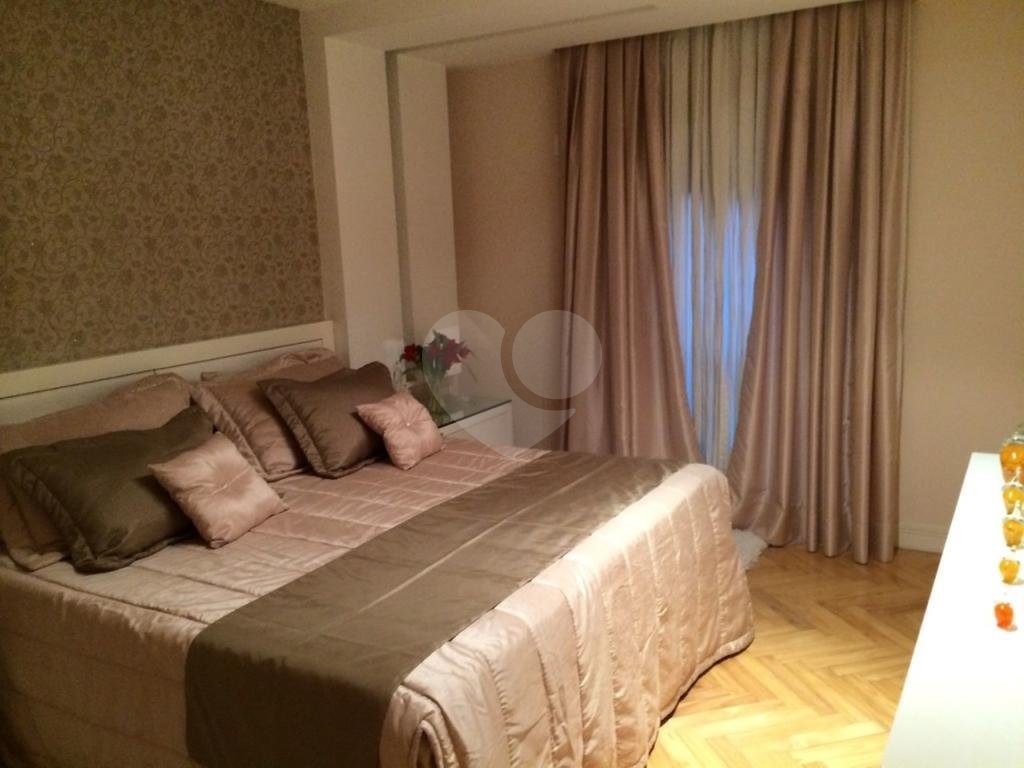 APARTAMENTO em ANÁLIA FRANCO