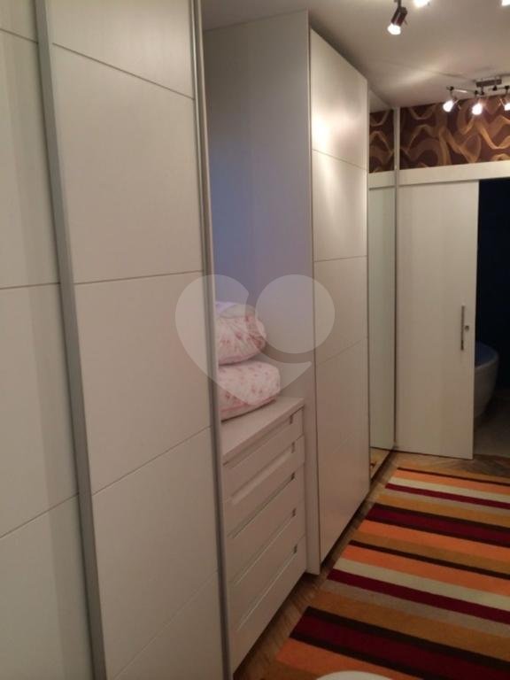 APARTAMENTO em ANÁLIA FRANCO