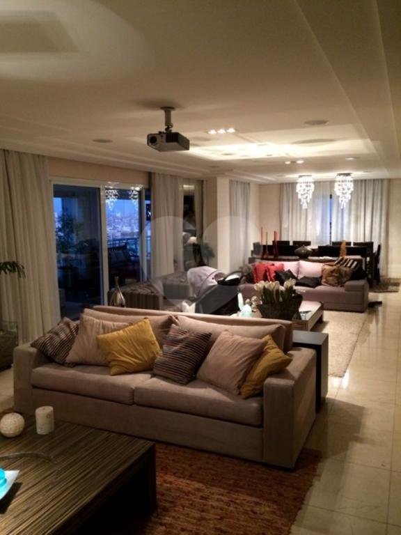 APARTAMENTO em ANÁLIA FRANCO