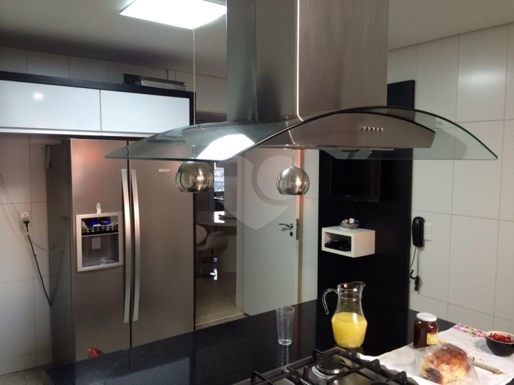 APARTAMENTO em ANÁLIA FRANCO