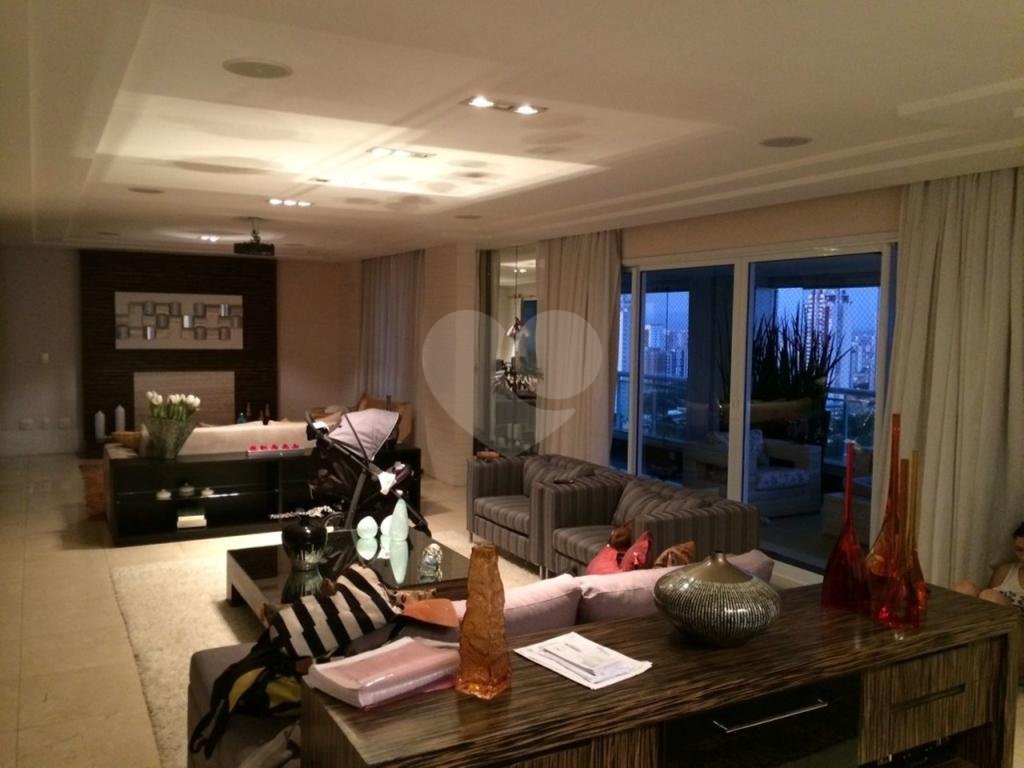 APARTAMENTO em ANÁLIA FRANCO
