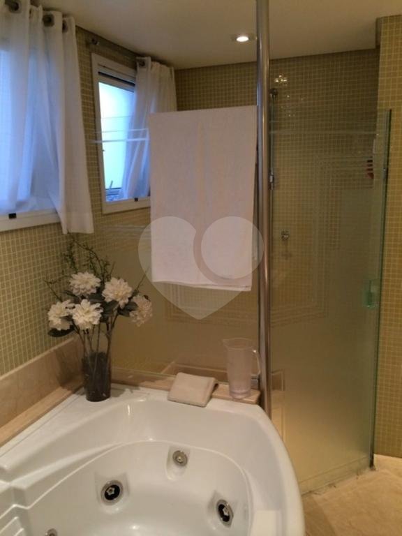 APARTAMENTO em ANÁLIA FRANCO