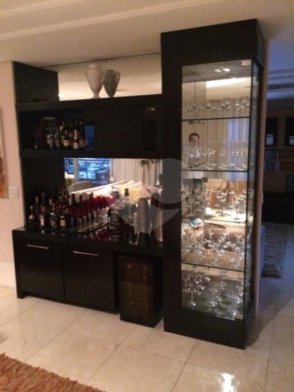 APARTAMENTO em ANÁLIA FRANCO