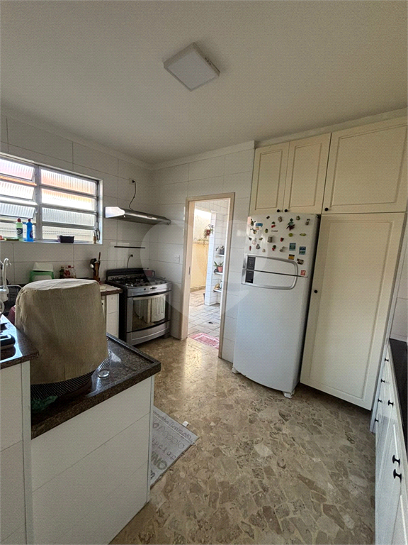 Casa à venda em excelente localização, situada na Avenida Santa Inês, travessa da Voluntários da Pátria.