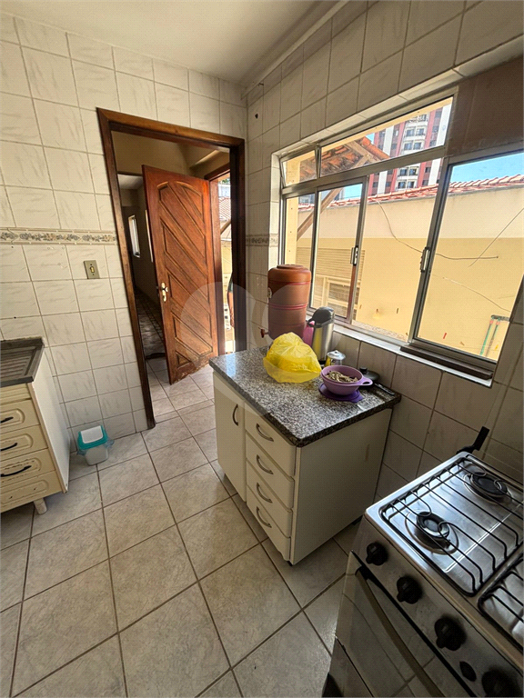 Casa à venda em excelente localização, situada na Avenida Santa Inês, travessa da Voluntários da Pátria.