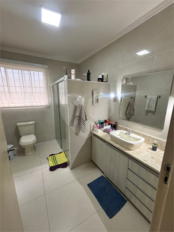 Casa à venda em excelente localização, situada na Avenida Santa Inês, travessa da Voluntários da Pátria.