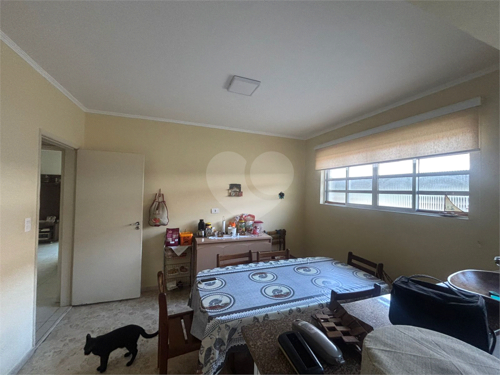 Casa à venda em excelente localização, situada na Avenida Santa Inês, travessa da Voluntários da Pátria.