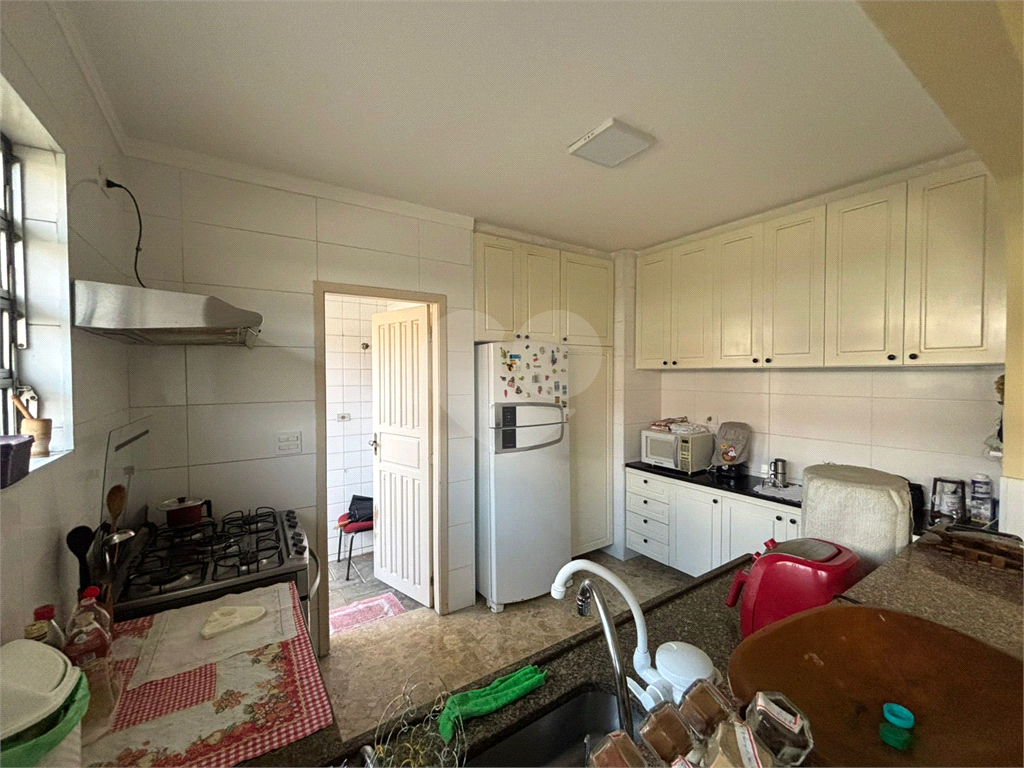 Casa à venda em excelente localização, situada na Avenida Santa Inês, travessa da Voluntários da Pátria.