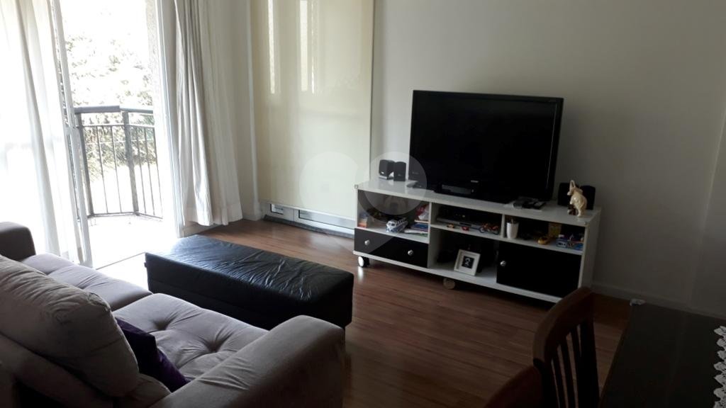 Lindo Apartamento em Prédio Seminovo em Frente ao Horto Florestal!! Qualidade de Vida!!!