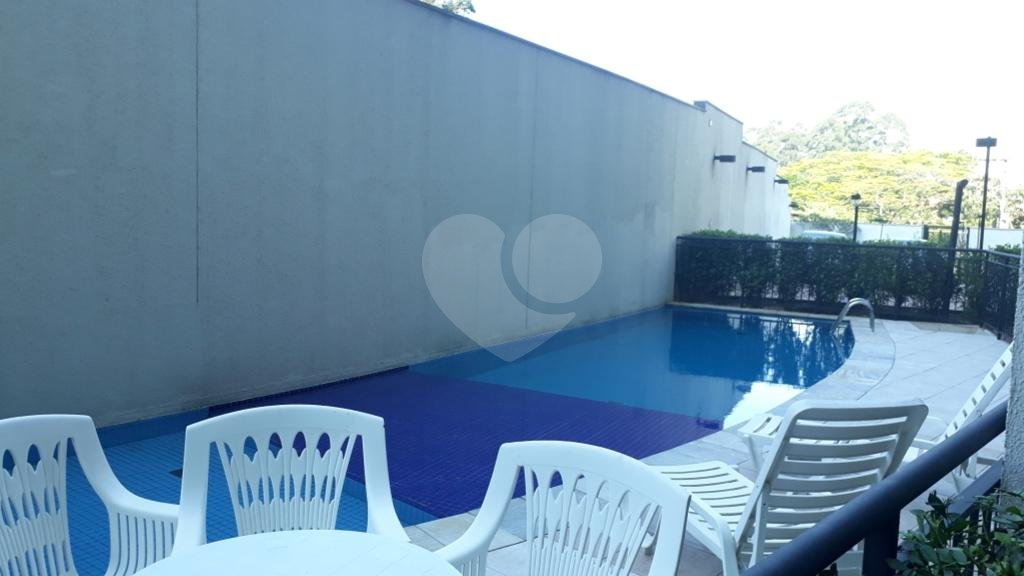 Lindo Apartamento em Prédio Seminovo em Frente ao Horto Florestal!! Qualidade de Vida!!!