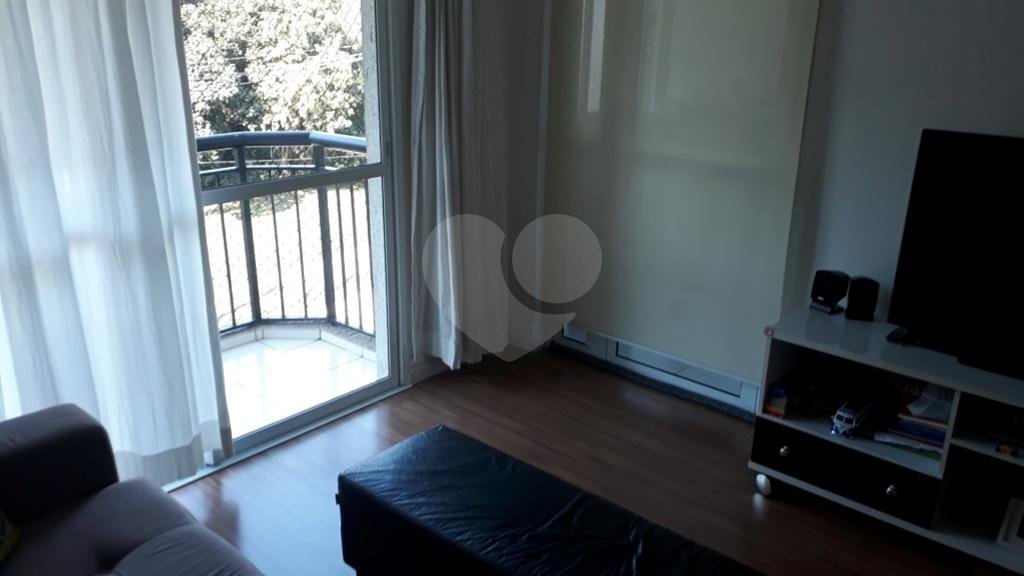 Lindo Apartamento em Prédio Seminovo em Frente ao Horto Florestal!! Qualidade de Vida!!!