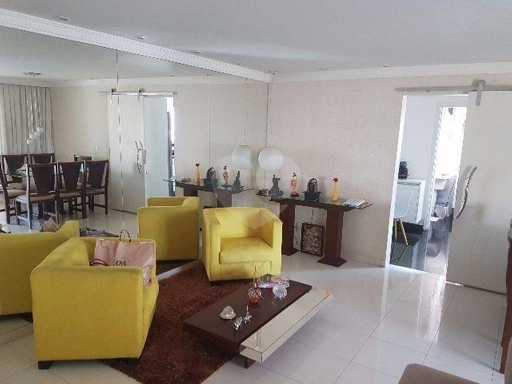 Apartamento com 3 suítes e 2 vagas em Santana, São Paulo - SP
