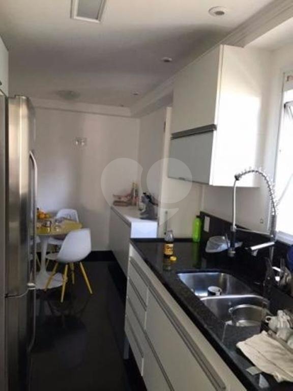 Apartamento com 3 suítes e 2 vagas em Santana, São Paulo - SP
