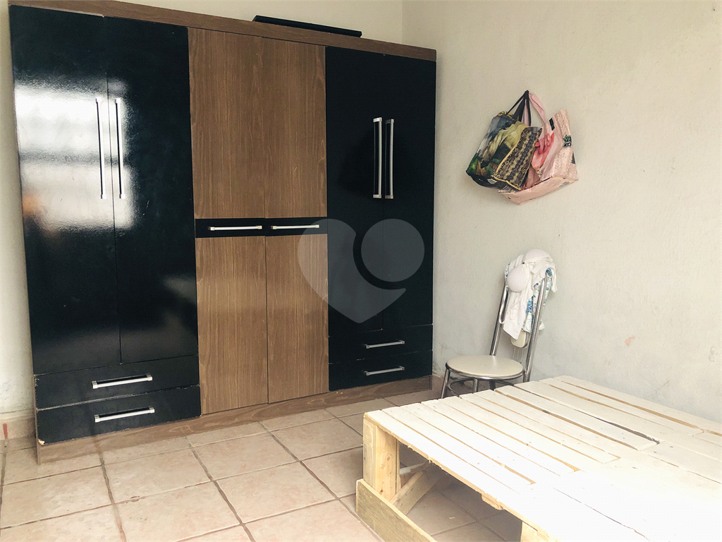 Casa à venda com 2 quartos, 250m² - Foto 24