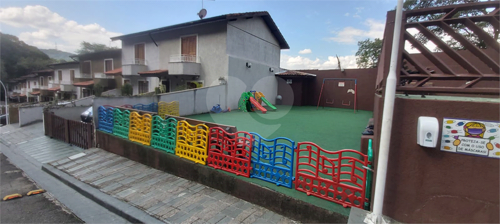 Casa em condomínio no Horto Florestal