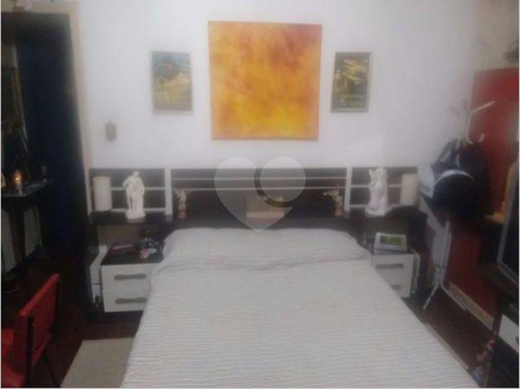 SOBRADO EM SANTANA