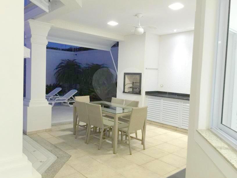 Sobrado residencial no Guarujá para venda