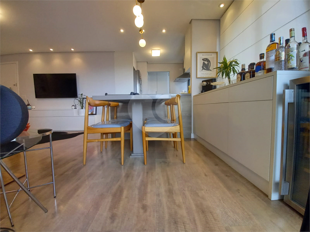 Apartamento à venda com 82m², 2 quartos e 2 vagas
